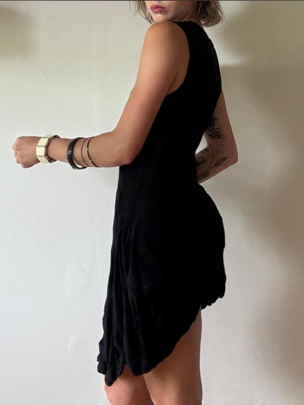 Asymetrical avant-garde mini-dress — Rundholz - Picture 2 of 5